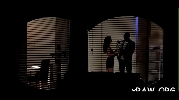 Pornstar sucks the dick before letting it inher juicy arse_hole