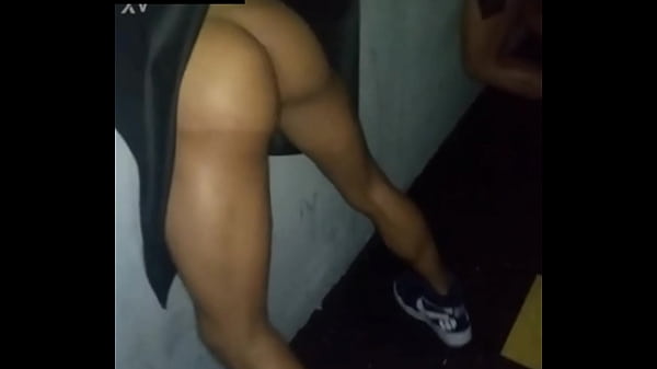 Play MP4 - Petrick Garcia e seus amigos atores no glory ass no DEDALOS BAR