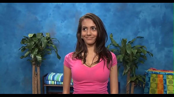 Nonton Hot Oil Massage thumbnail