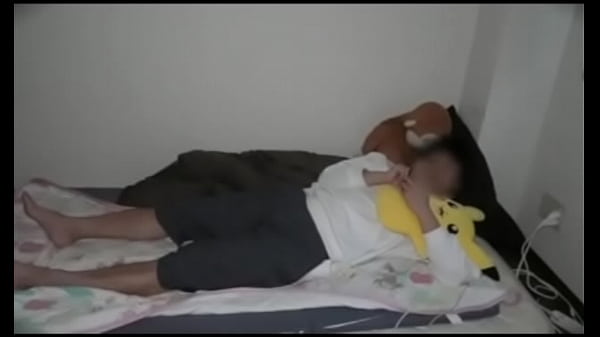 Nonton 久しぶりの彼氏とのおせっせで積極的に攻めまくる彼女 thumbnail