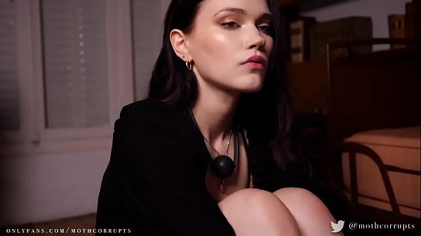 She Loves Being Gagged Like That