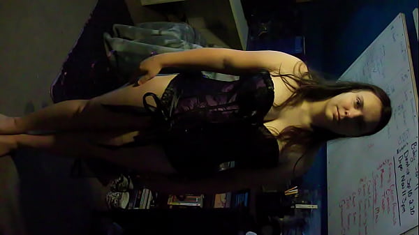 Nonton Cumqueen thumbnail