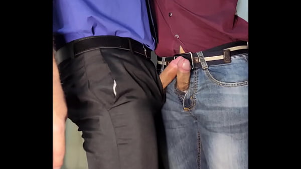 Uniformizados e Sarrando as Picas 