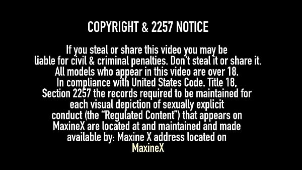 Nonton Carmen Valentina & Maxine X's Lesbian Duo Clip Will Drain Your Dick! thumbnail