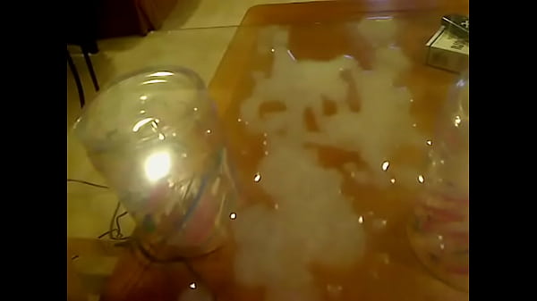 Play MP4 - Cumming at you