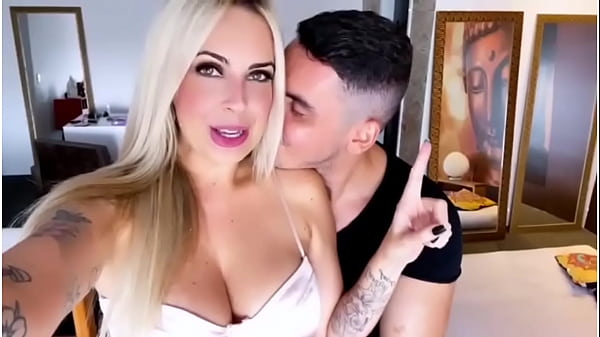 Ele me comeu bem gostoso chupei o pau dele todinho venha acompanhar nossa vida nosso site