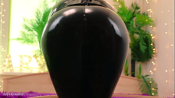 Latex domme loves roleplay and kinky games big ass and latex rubber tease