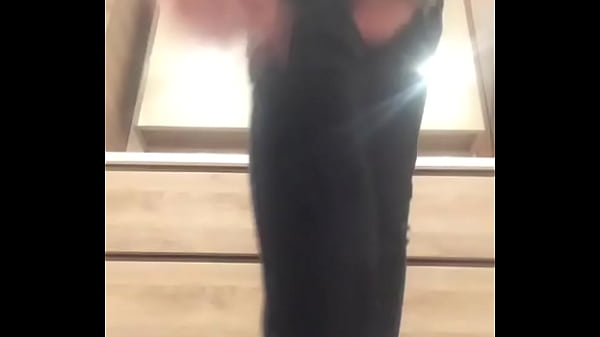 Nonton Ado Sexy Se Deshabille thumbnail