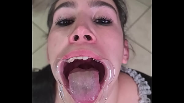 French maid tries to d. her own piss with a lip retractor_funny