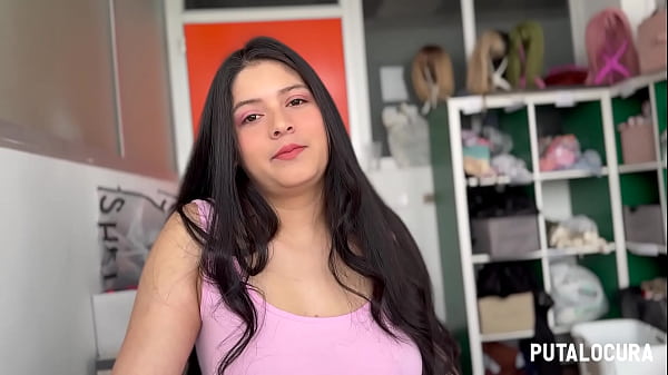 Putalocura - La Colombiana Caliente Allison Black Se Corre Con Torbe Y Traga Su Lefa thumbnail