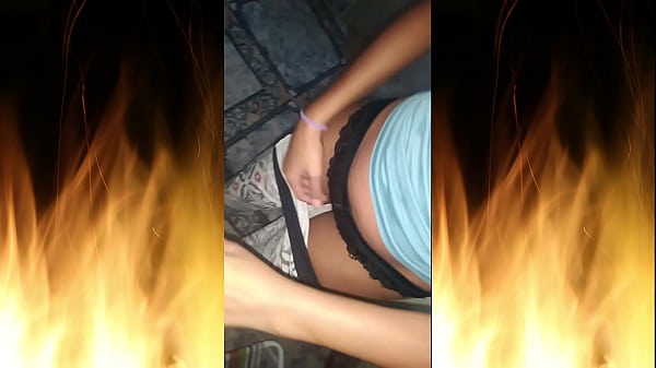 Oral sex with the delivery man as a form of payment 