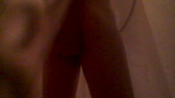 solo ass toying in shower 