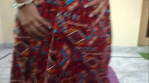 Dancing naked moving the ass and opening itfor youBig Asstweking