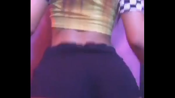 quả mông này_doggy thì hếtxảy