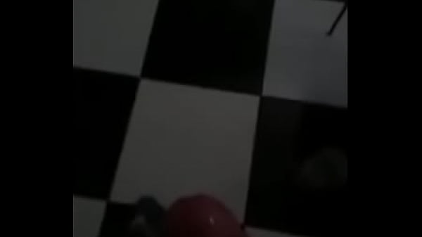 Gaucho gozando duas vezes 