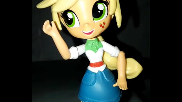 Play MP4 - Doll cumshot