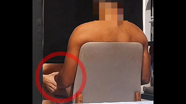 Parte 2: Olha Que Del&iacute;cia Esse H&eacute;tero Casado Me Dando Porra Na Boca!!! thumbnail