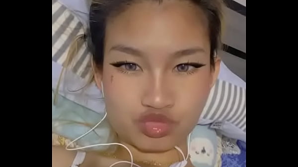 Let's flirt with delia sugar 