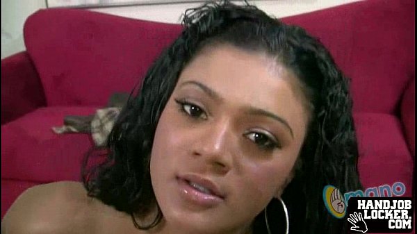 HOtlatina_brunettefingerspussy