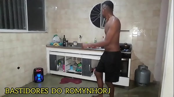 ATOR CARIOCA DOTADO BASTIDORES DO SEU_DIA DIA