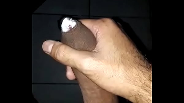 Play MP4 - Gozada no banheiro