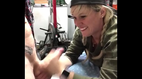 Play MP4 - Lunch break head for mase619&excl;