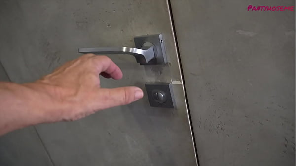 Nonton Iris N In Bathtub Wearing Seamless Black Pantyhose Giving Head In Pov thumbnail