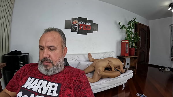 Play MP4 - Grupo se junta para produzir e acaba tudo em divers&atilde;o e putaria - Renata Sampaio - Julia Fontanelli