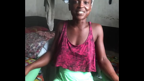 Play MP4 - Crazybitch smoking in her lane lords room whiles in her sexy clothes