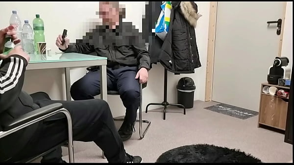 Play MP4 - Straight Lonely Security Worker Seduced