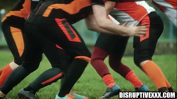 Frat boy fucked without condom 