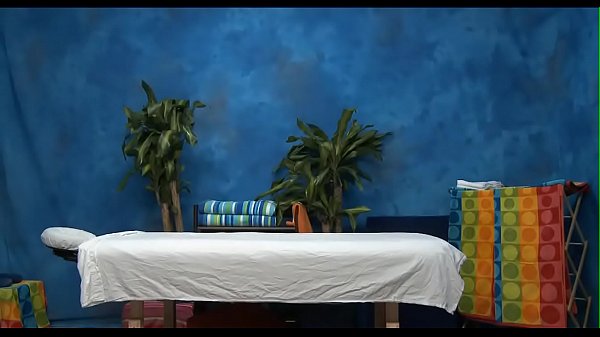 Nonton Eighteen Year Old Floozy Gets Fucked Hard thumbnail