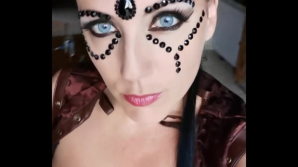 Si vous sortez l'apr&egrave;s midi au pool party de l'abso spa venez me faire un 