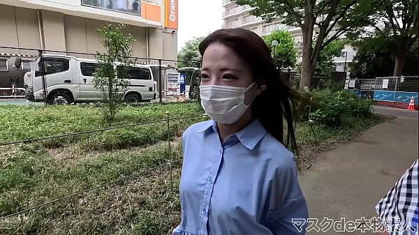 Play MP4 - １９才、スレンダー美女！完全顔出し、『コンテナ横野外SEX』＆『丸見えトラック』始動！！