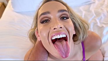 Spanish Flexible Babe Briana Moon Gets Folded Back & Fucked thumbnail