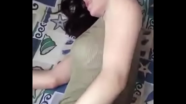 Em gái bị ma nhập nhờ anh_hàng xóm qua giúp