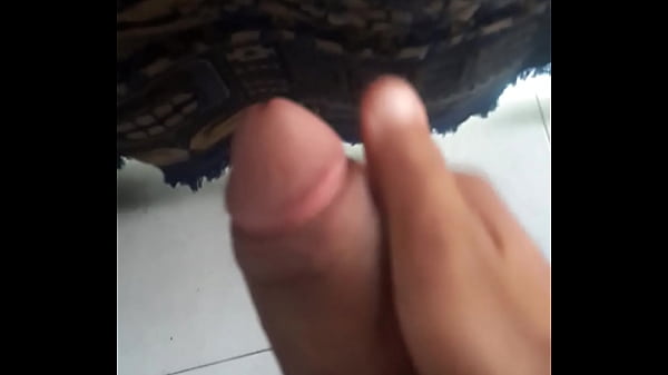 jovencito se masturba 