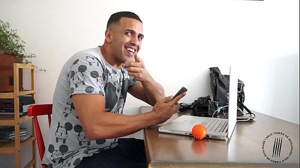 Play MP4 - TEM NOVIDADE NO RED&excl;&excl; J&aacute; no ar o sexto video da s&eacute;rie solo mais lubrificada do Brasil&excl;&excl; ELAS MANDAM&excl; Apresentando a mais nova candidata a atriz do ano&comma; a maravilhosa GIH PIMENTINHA &excl;&excl;&excl;&excl;