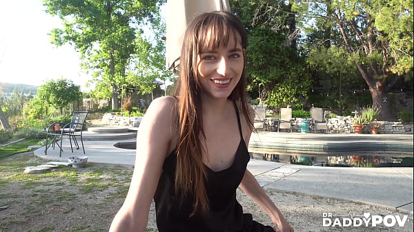 Lana Smalls Gets A Steamy Treatment And Swallows Warm Load thumbnail