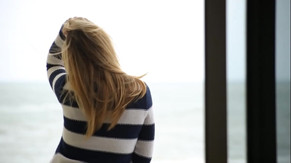 Nonton Kendra Lynn Takes A Huge Cock Until Shes Covered In Cum thumbnail