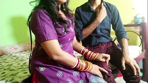 Play MP4 - बैंक मैनेजर बंगाली भाभी को चोदता है ऋण निपटान के लिए  &lpar;हिंदी ऑडियो&rpar;