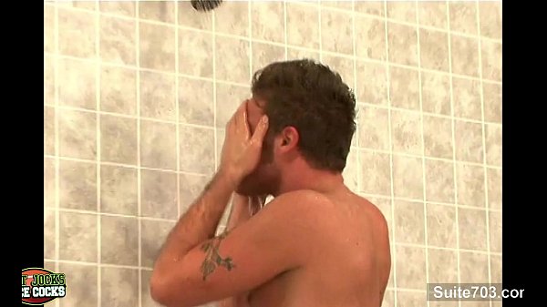 Play MP4 - Athlete gays fucking their tight assholes in the locker room