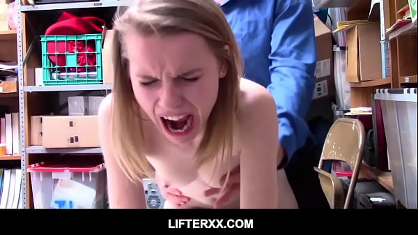 Blonde teenCatarina PetrovShoplifter Enjoying Getting HerPussy Eaten Out