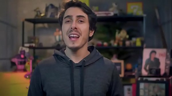 Narigudo fudendo os facistas