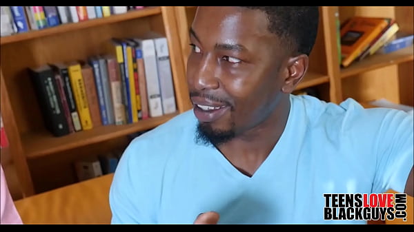 Nonton Petite Blonde Fuck Bbc thumbnail