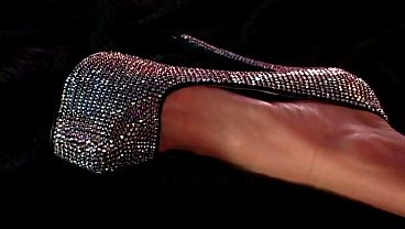 Nonton Velvet Noose - Introduction thumbnail