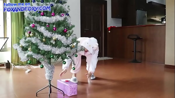 Hey christmas is coming watch my "home alone dirty christmas gift made my day " on and on #christmas 