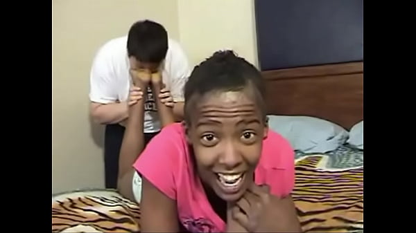 Often times when i introduce a new model to foot fetish i have to demonstrate for her the things that yall want to see an 