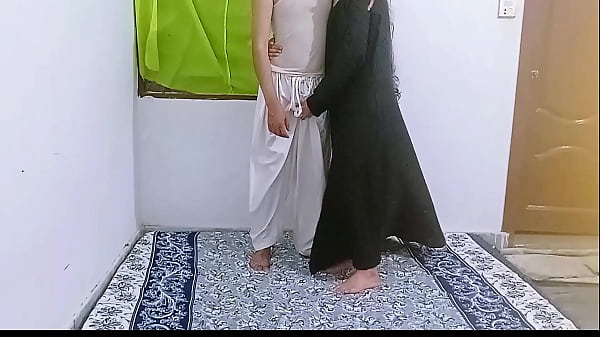 Play MP4 - Desi Indian Young girl Cheating Wife Ferzana Bhabhi Wearing a Abaya Hijab Fucking