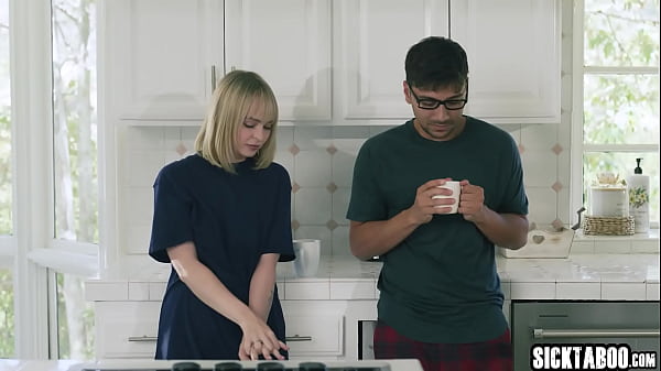 Horny babe swallowed big cock and babe enjoyed rough fucking 